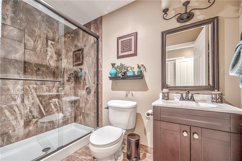 10666 South Emerald Street Olathe, KS 66061 - Photo 22 of 27