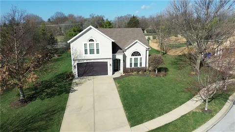 $450,000 | 10666 South Emerald Street, Olathe, KS 66061