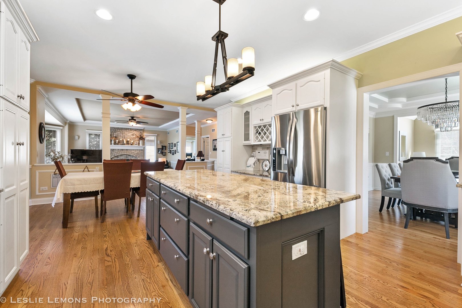 24W660 Ohio Street Naperville, IL 60540 - Photo 9 of 41