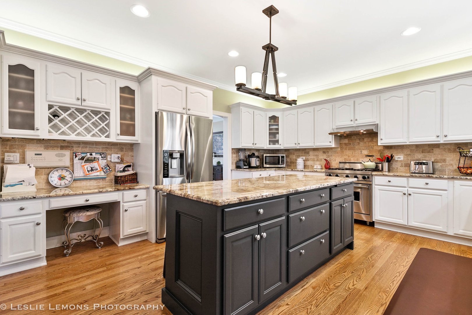 24W660 Ohio Street Naperville, IL 60540 - Photo 10 of 41