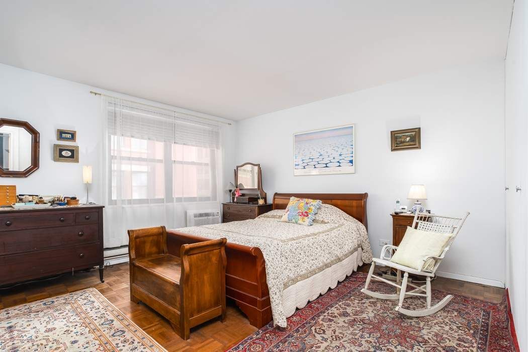 636 Washington Street, Unit 4B Manhattan, NY 10014 - Photo 19 of 25