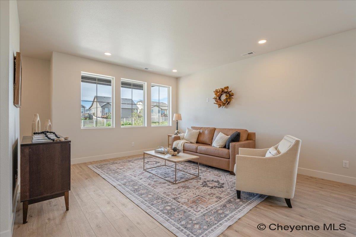 1421 Open Range Road Cheyenne, WY 82007 - Photo 5 of 31 Gallery Image 5
