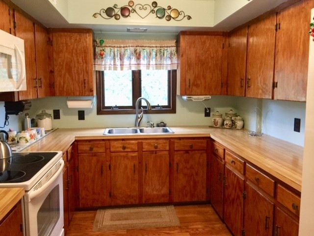 498 Salmon River Road Plattsburgh, NY 12901 - Photo 12 of 36 Gallery Image 12