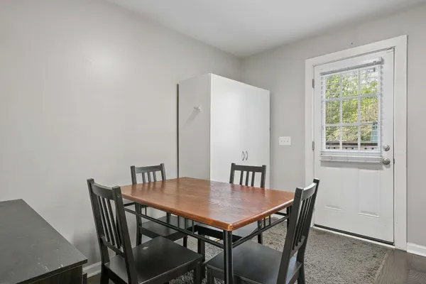 $2,400 | 16031-2 16th Avenue North, Nashville, TN 37208