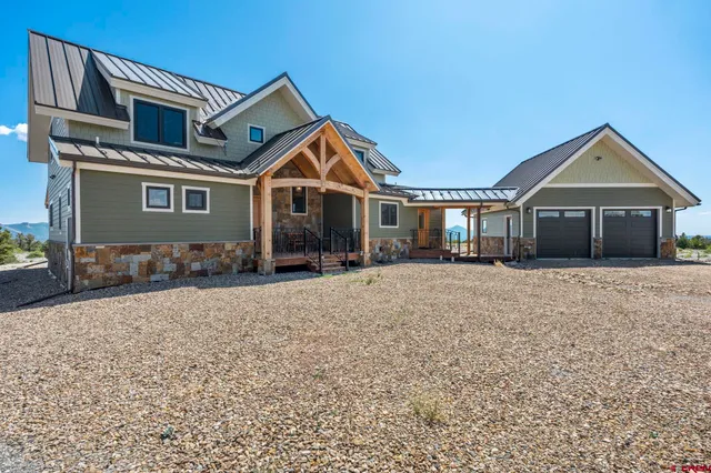 a front view of house with yard