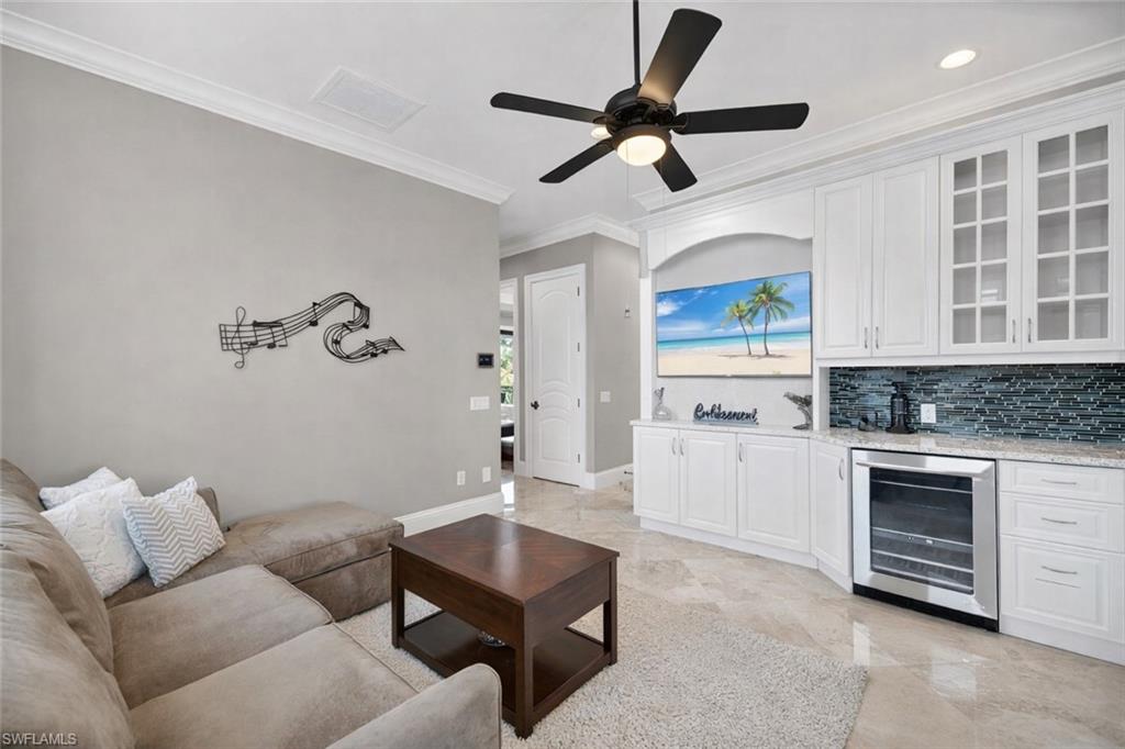 1330 Marlin Drive Naples, FL 34102 - Photo 30 of 44 Upstairs club room