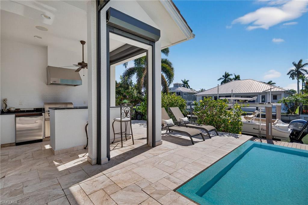 1330 Marlin Drive Naples, FL 34102 - Photo 35 of 44 Outdoor kitchen