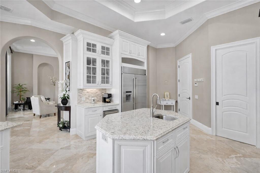 1330 Marlin Drive Naples, FL 34102 - Photo 7 of 44