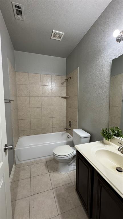 6440 Parkstone Way Dallas, TX 75249 - Photo 8 of 19 Gallery Image 8