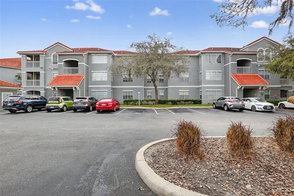 $1,450 | 18001 Richmond Pl Drive, Unit 332, Tampa, FL 33647