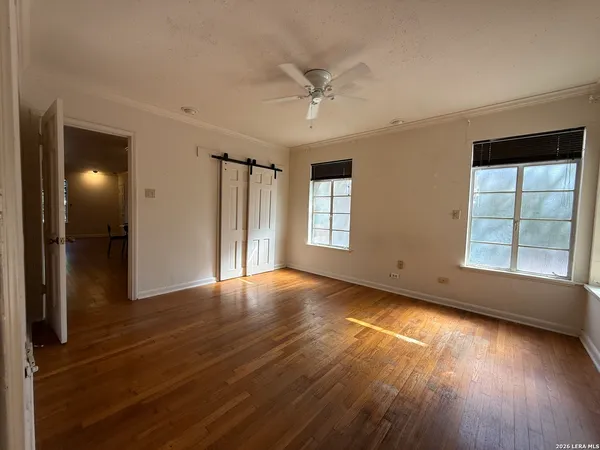 $1,300 | 230 East Mulberry Avenue, Unit 1, San Antonio, TX 78212