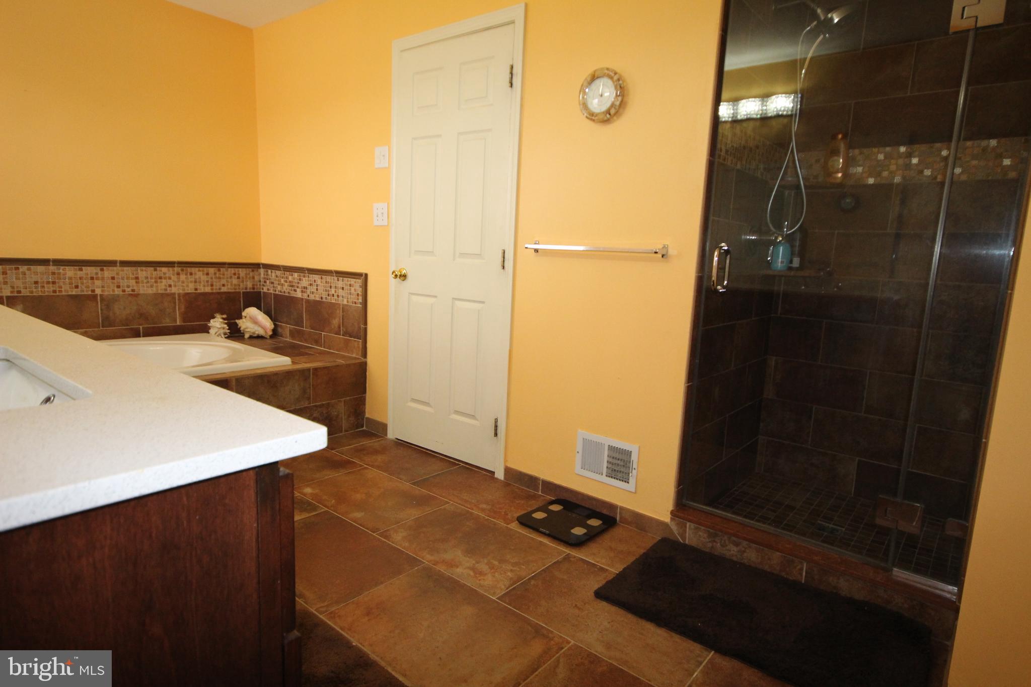 33 Manley Road Pennington, NJ 08534 - Photo 19 of 33 Gallery Image 19