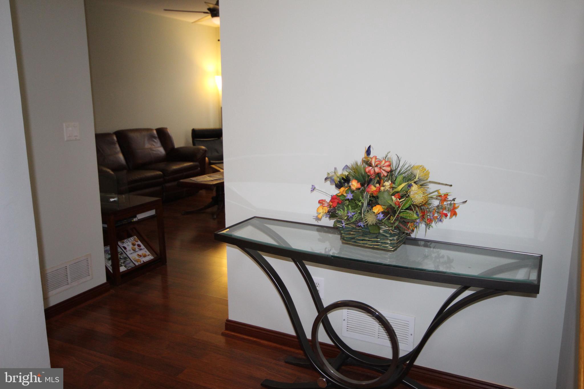 33 Manley Road Pennington, NJ 08534 - Photo 3 of 33 Gallery Image 3