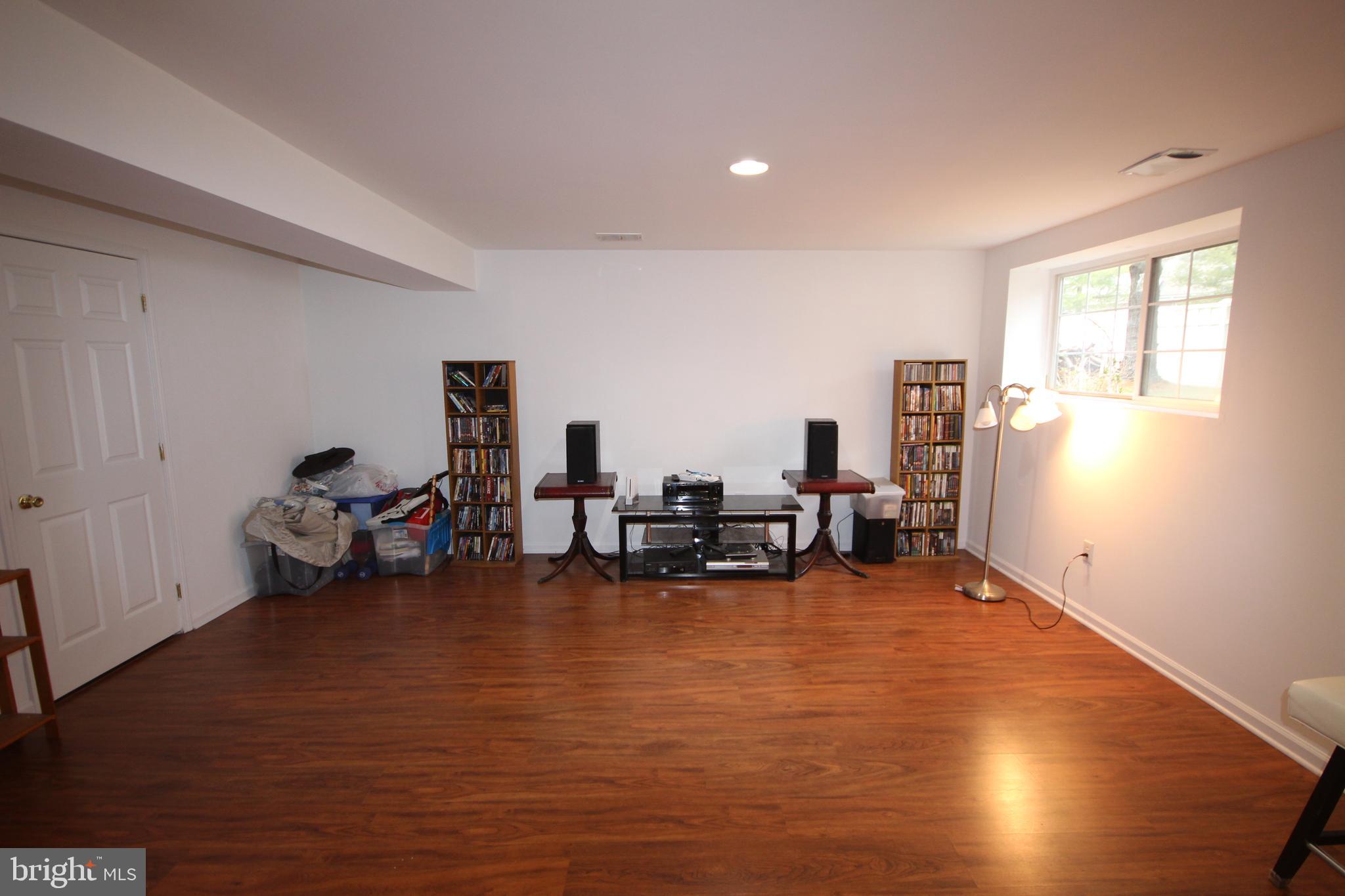 33 Manley Road Pennington, NJ 08534 - Photo 31 of 33 Gallery Image 31