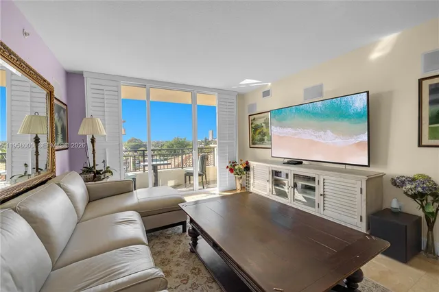 $590,000 | 3232 Southwest 22nd Street, Unit 501, Miami, FL 33145