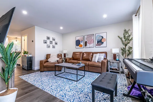 $450,000 | 13 Sapphire Lane, Nashua, NH 03064