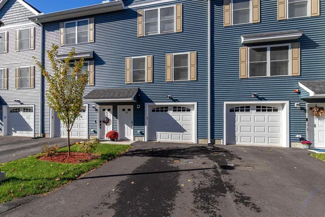 $450,000 | 13 Sapphire Lane, Nashua, NH 03064