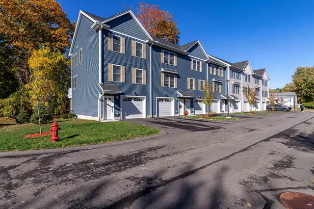 $450,000 | 13 Sapphire Lane, Nashua, NH 03064