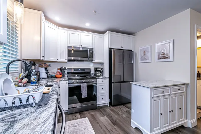 $450,000 | 13 Sapphire Lane, Nashua, NH 03064