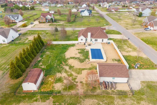 $600,000 | 4520 Crossroads Drive, Clarksville, TN 37040