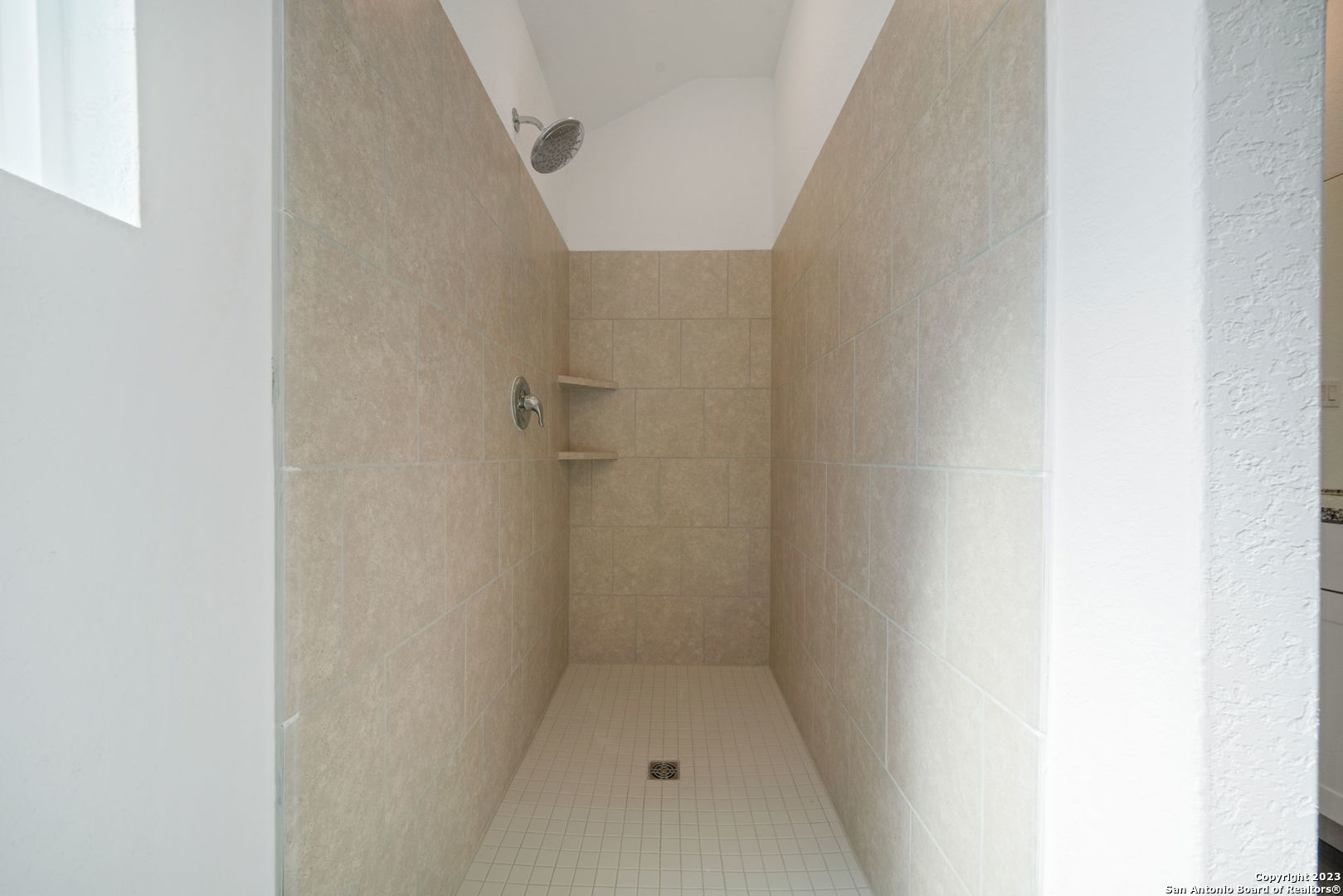 5822 Geronimo Way Seguin, TX 78155 - Photo 18 of 27