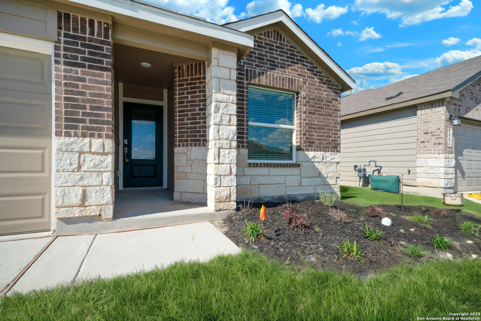 5822 Geronimo Way Seguin, TX 78155 - Photo 5 of 27