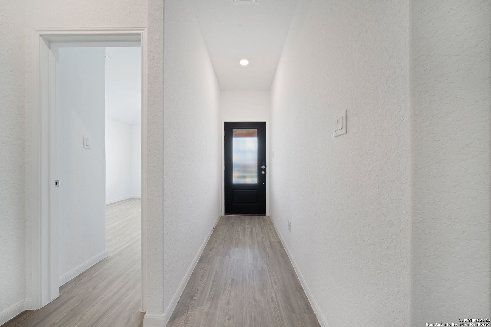 5822 Geronimo Way Seguin, TX 78155 - Photo 6 of 27