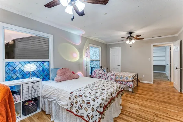 $2,400 | 809 South Lamar Street, Weatherford, TX 76086