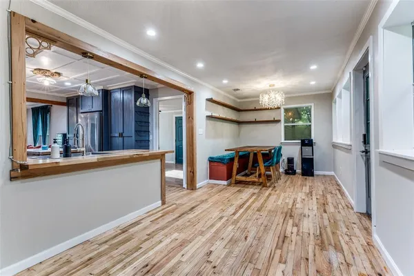 $2,400 | 809 South Lamar Street, Weatherford, TX 76086