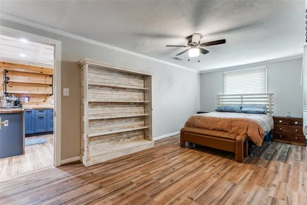 $2,400 | 809 South Lamar Street, Weatherford, TX 76086
