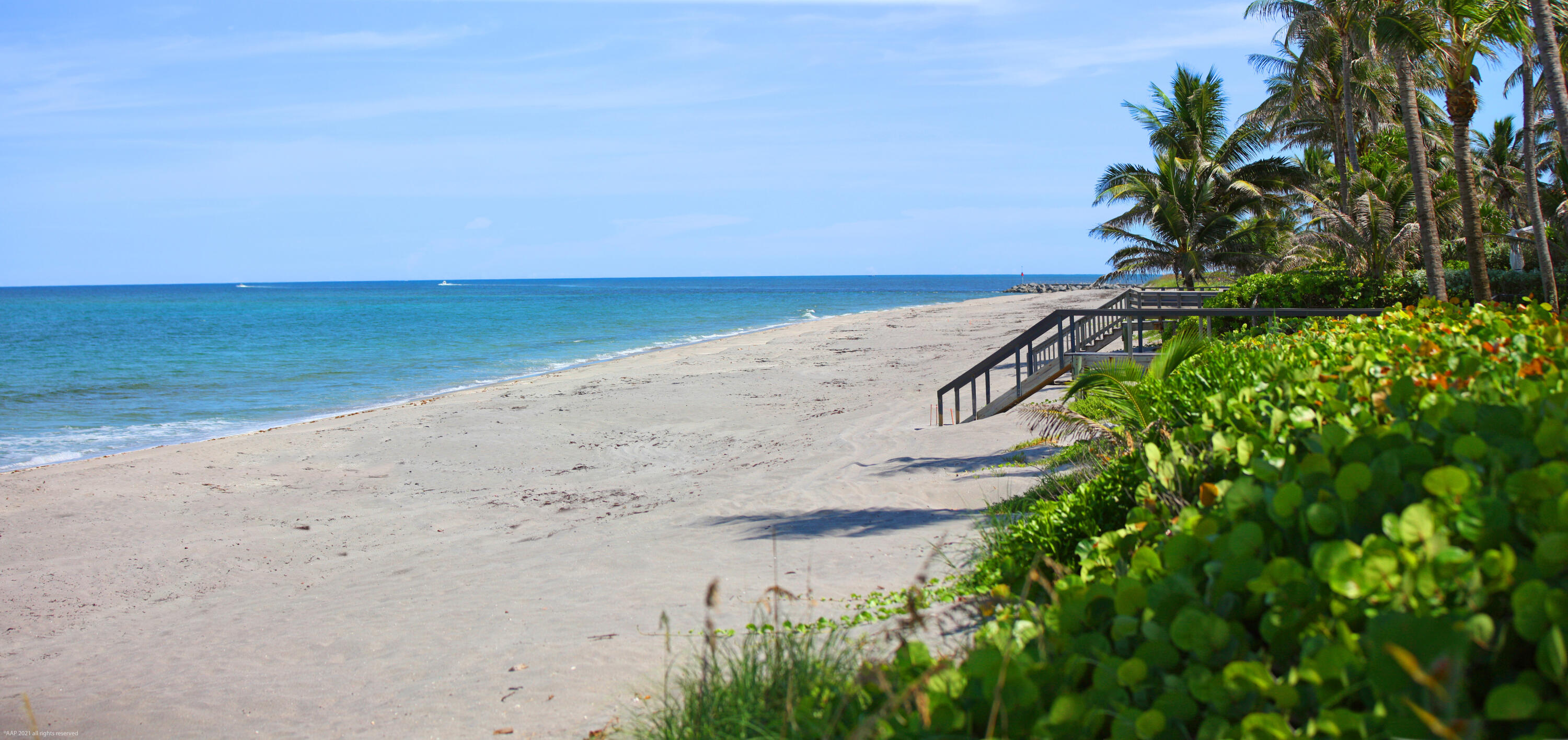 90 Lighthouse Drive Jupiter Inlet Colony, FL 33469 - Photo 37 of 38 037