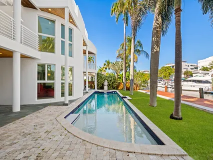 $4,395,000 | 450 Victoria Terrace, Fort Lauderdale, FL 33301