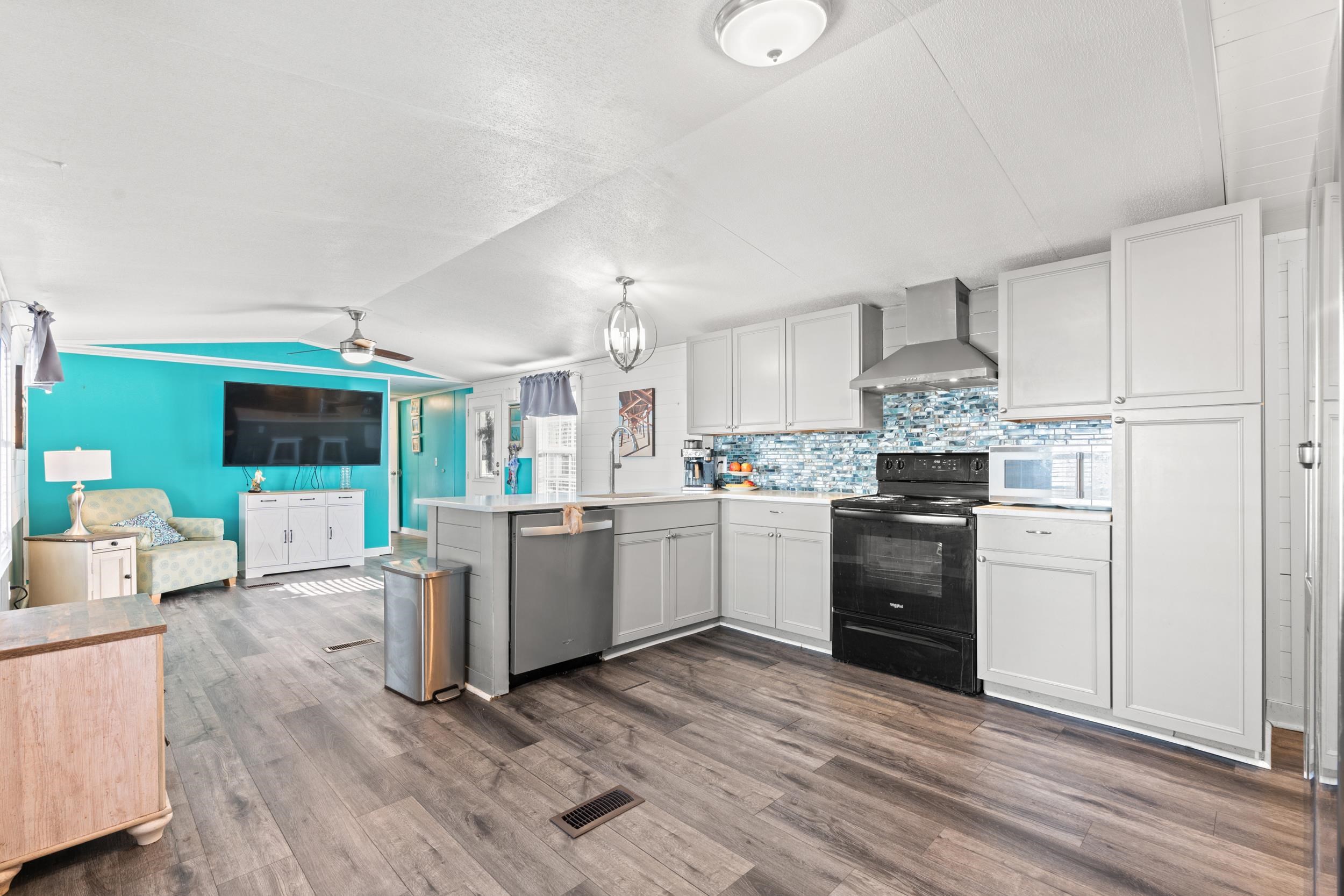 77 Offshore Drive Murrells Inlet, SC 29576 - Photo 6 of 18