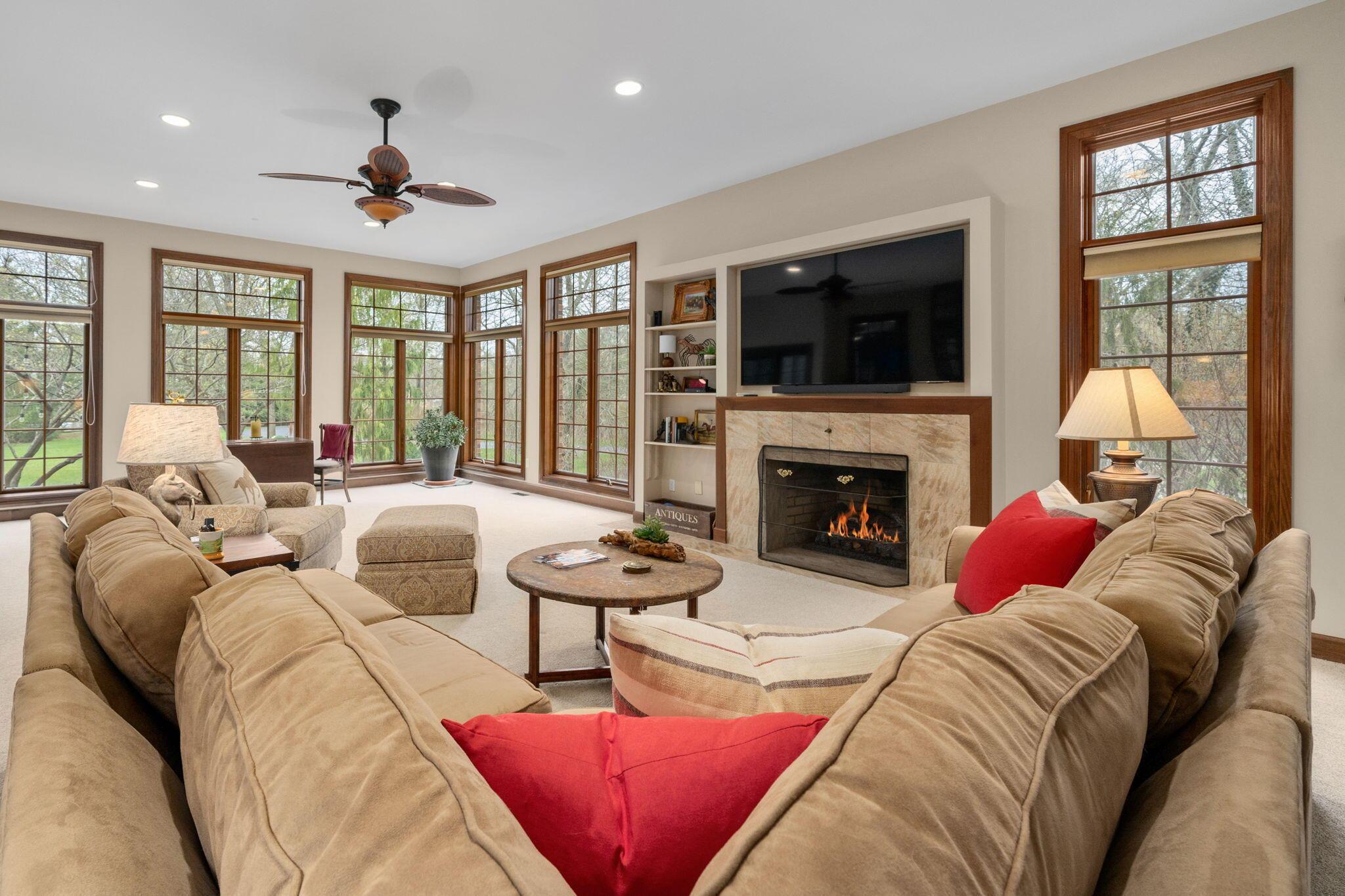 3450 Mann Road Blacklick, OH 43004 - Photo 18 of 134 Great Room