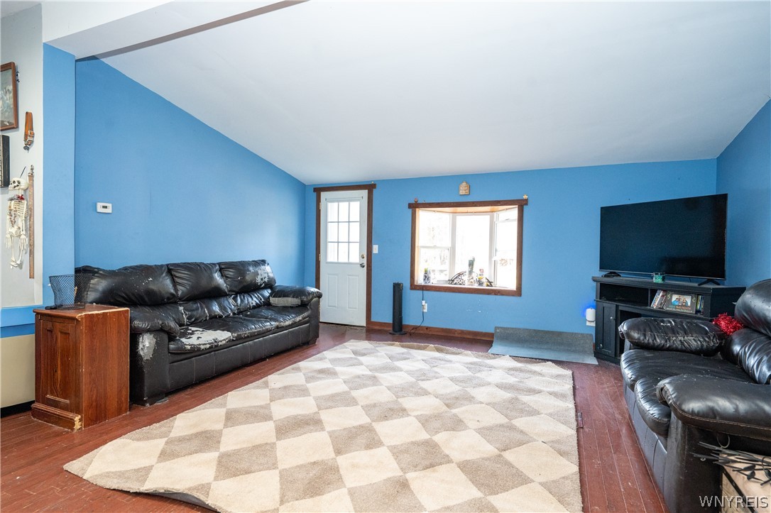 2255 New Jerusalem Road Eden, NY 14057 - Photo 15 of 34 Family Room