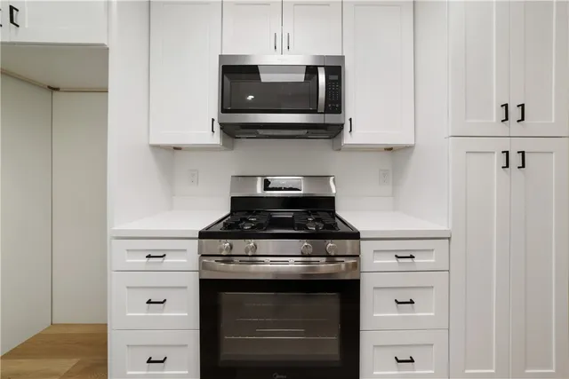 $149,000 | 9080 Bloomfield Avenue, Unit 285, Lakewood, CA 90630