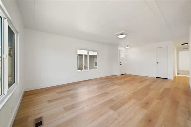 $149,000 | 9080 Bloomfield Avenue, Unit 285, Lakewood, CA 90630