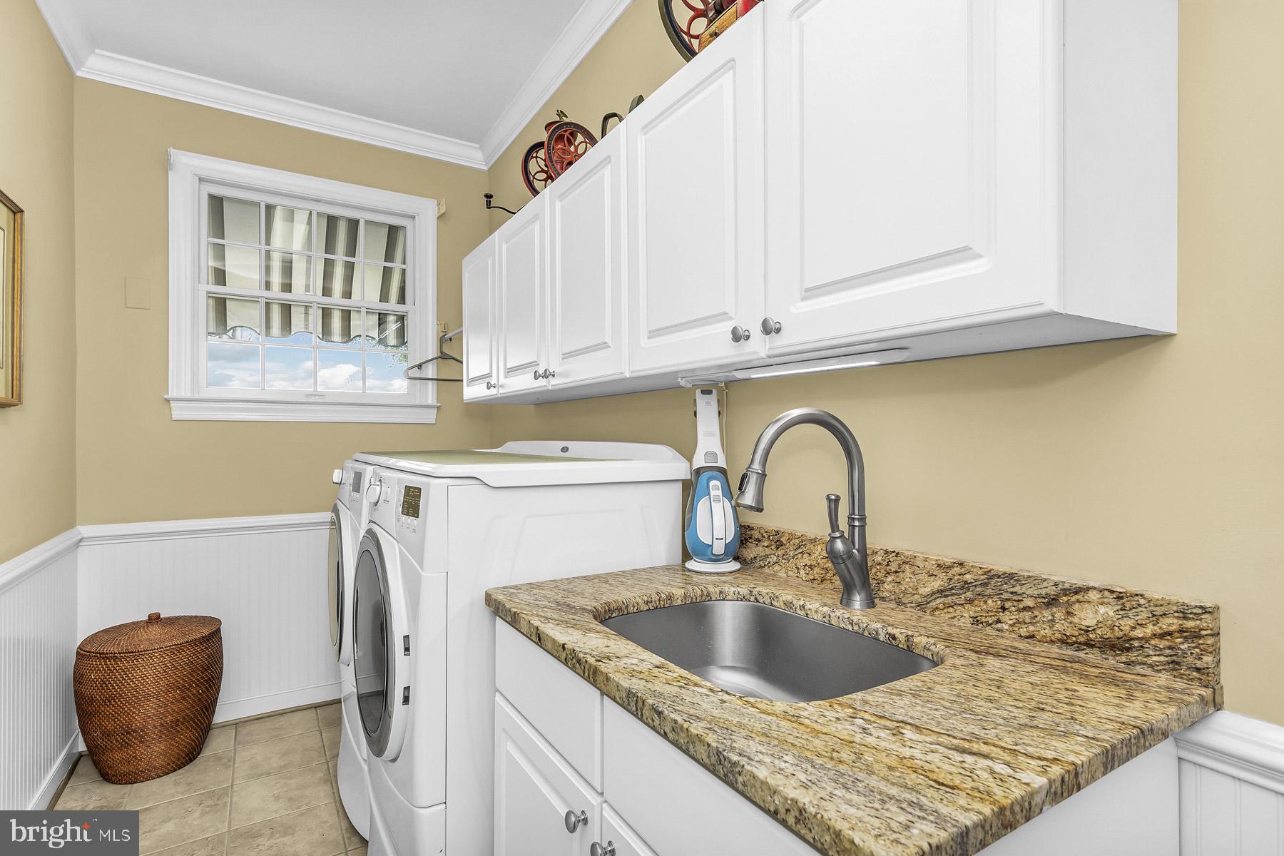 21477 Island Club Road Tilghman, MD 21671 - Photo 28 of 48 Main Level Laundry Room