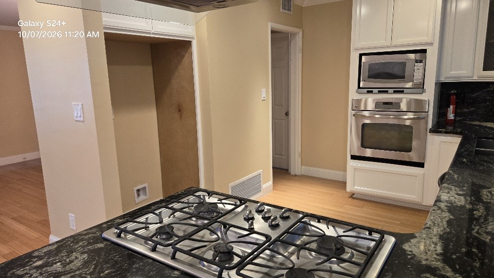 410 East Rancho Road Corona, CA 92879 - Photo 5 of 20 Gallery Image 5