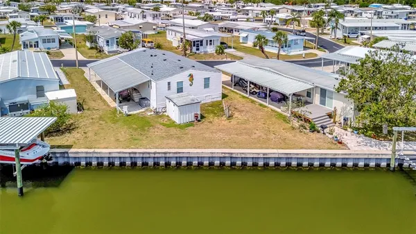 $209,900 | 119 East St Johns Way, Apollo Beach, FL 33572