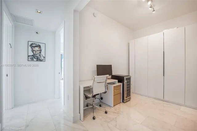$2,350,000 | 1451 Brickell Avenue, Unit 3902, Miami, FL 33131