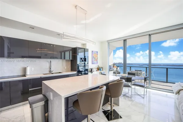 $2,350,000 | 1451 Brickell Avenue, Unit 3902, Miami, FL 33131