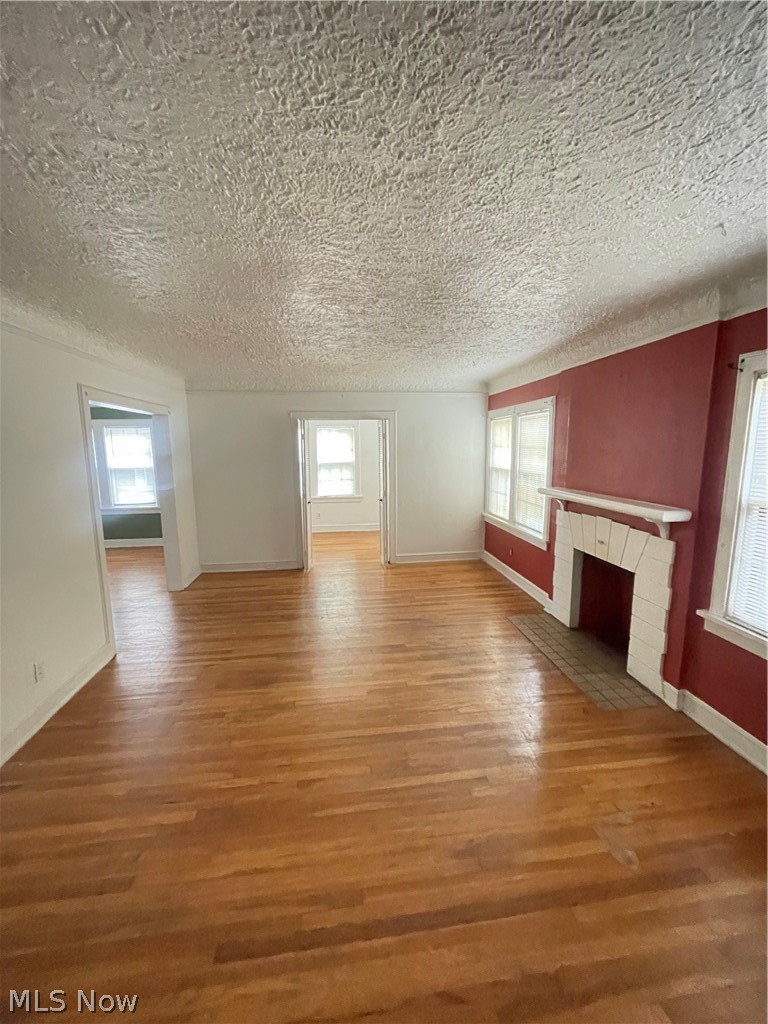 18323 Newell Road Shaker Heights, OH 44122 - Photo 3 of 31