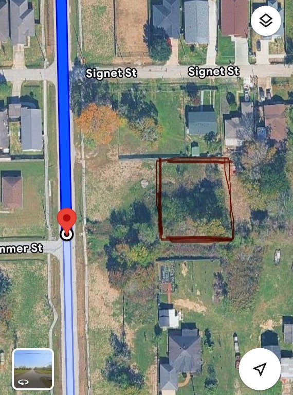 a sign that is on the side of the building