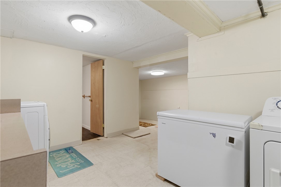 448 Gaskill Street Woonsocket, RI 02895 - Photo 36 of 44