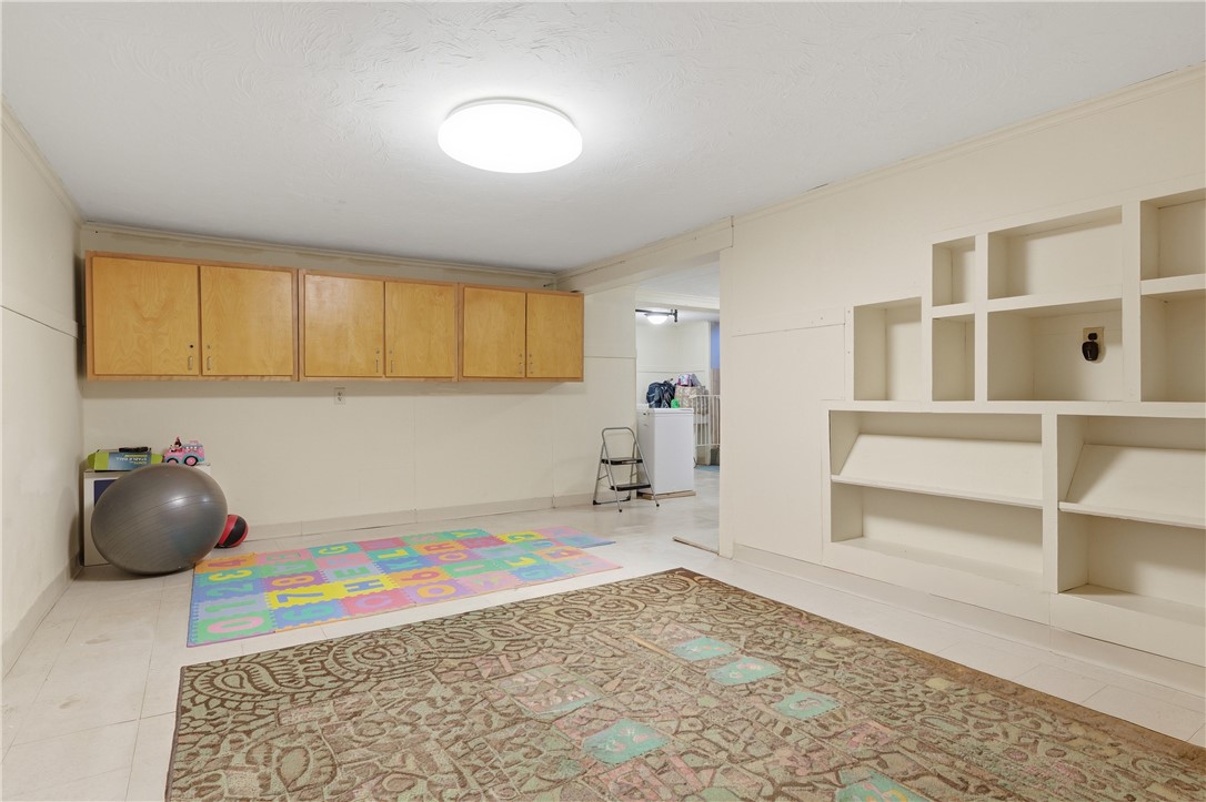 448 Gaskill Street Woonsocket, RI 02895 - Photo 39 of 44