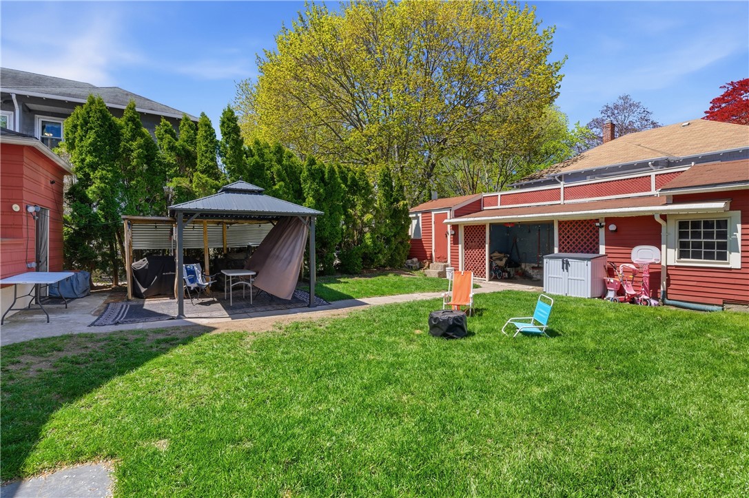 448 Gaskill Street Woonsocket, RI 02895 - Photo 41 of 44