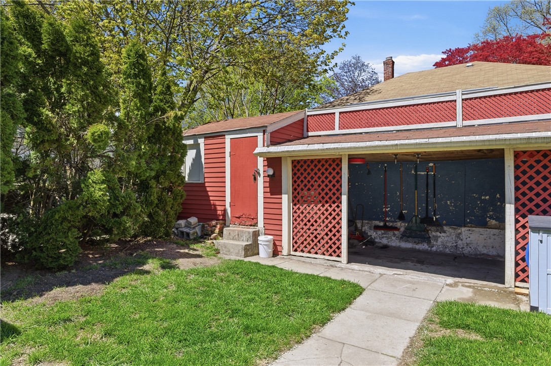 448 Gaskill Street Woonsocket, RI 02895 - Photo 42 of 44
