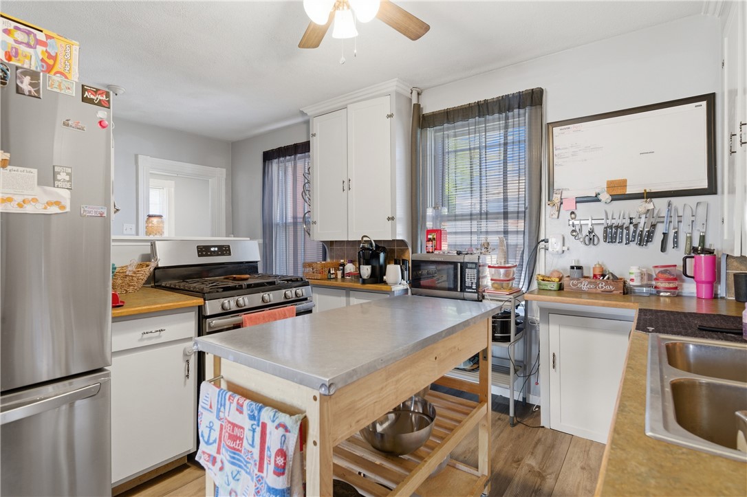 448 Gaskill Street Woonsocket, RI 02895 - Photo 10 of 44