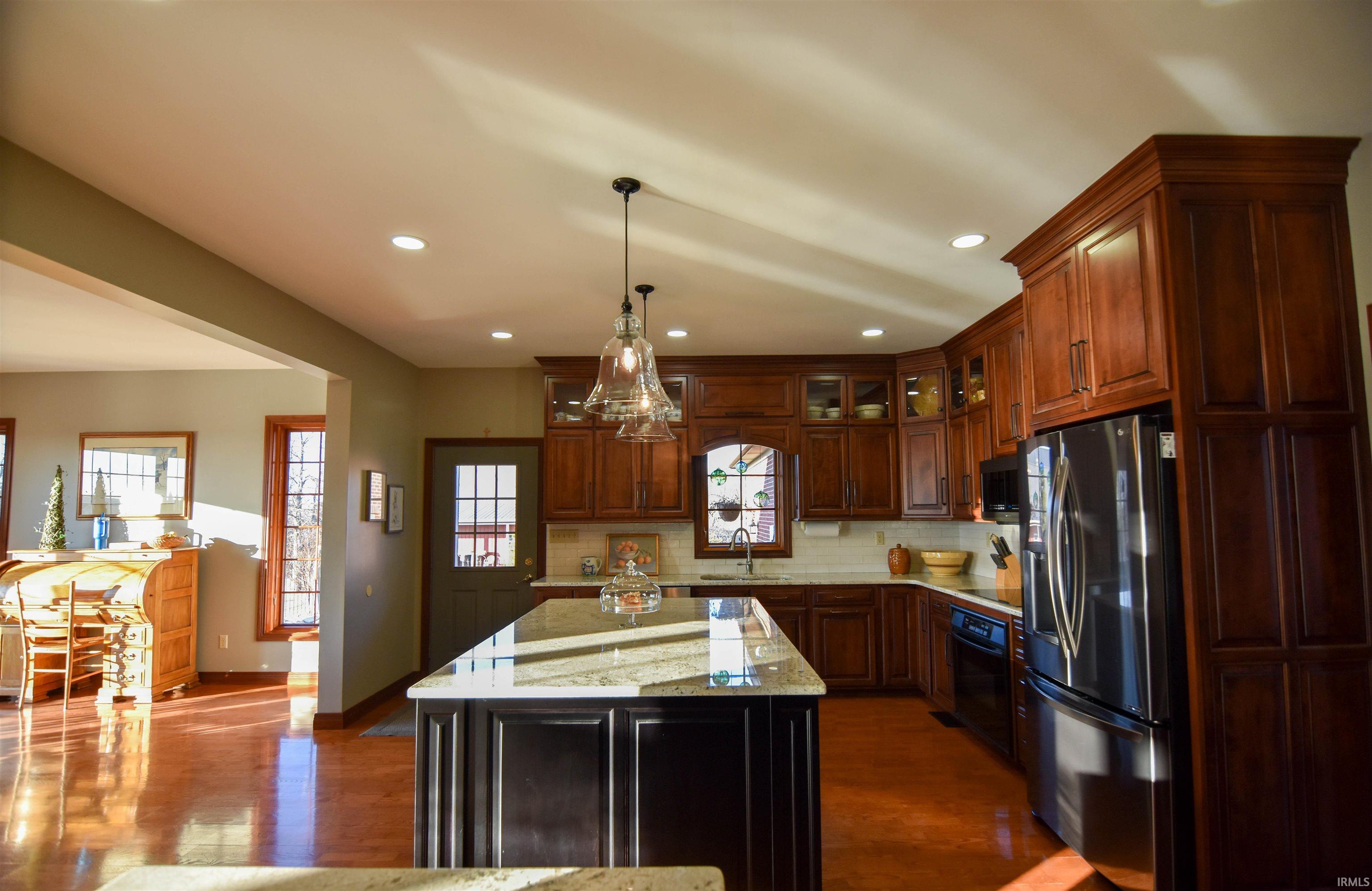 11039 Owensville Road Haubstadt, IN 47639 - Photo 7 of 36